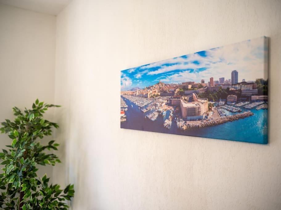 Appartement Tout Equipe A 5 Min De La Gare St Charles Marsilya Dış mekan fotoğraf