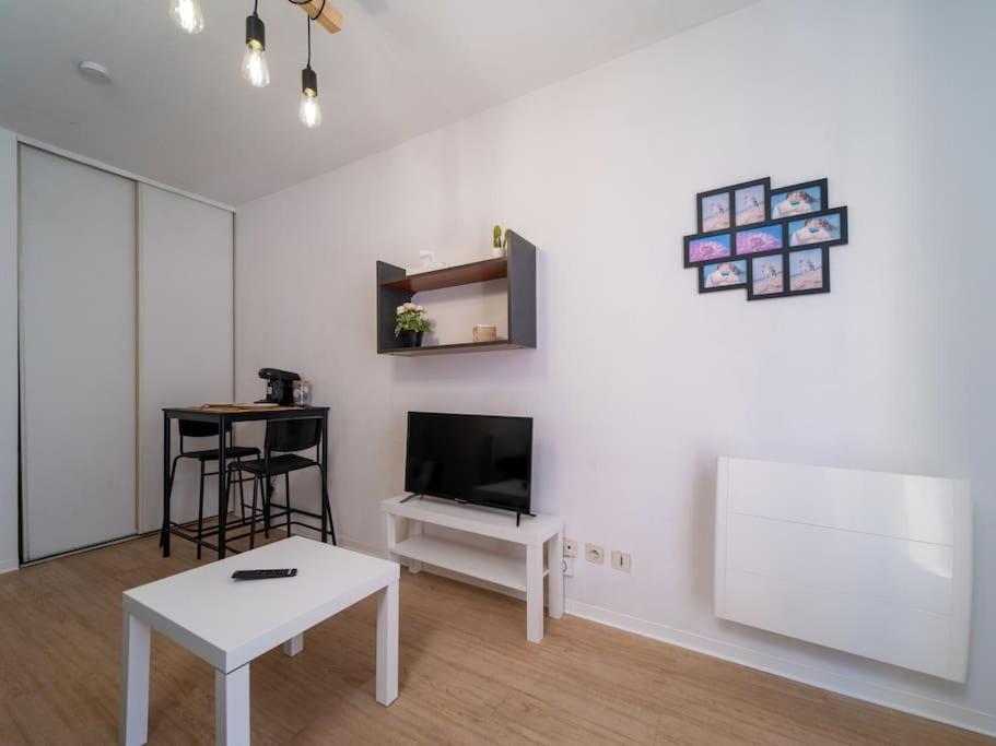 Appartement Tout Equipe A 5 Min De La Gare St Charles Marsilya Dış mekan fotoğraf